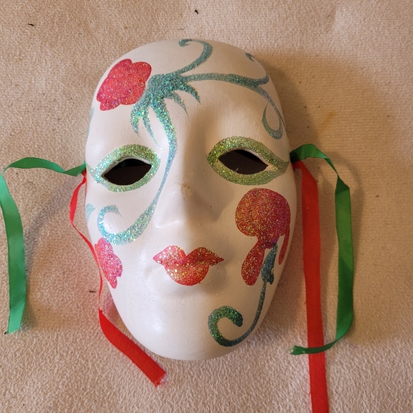 Vintage Porcelain Mardi Gras Jester Porcelain Masks Masquerade Wall Art - Picture 2 of 7